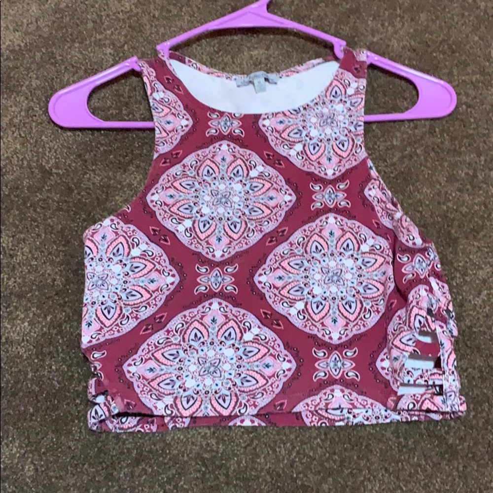 Crop top